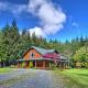 Peaceful Retreat on 10 Acres Less Than 7 Miles to La Push, Forks