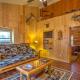 Cabin by the River Visited by Treehouse Masters!, Ferryville (fotografie 6)