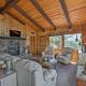 Dolores Home on 19 Acres with Scenic Mountain Views!, Dolores (zdjęcie 3)
