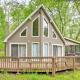 Pools, Hot Tub and More Bushkill Mountain Getaway!, Sandyville