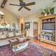 Green Shadows Condo with Fireplace, Deck and Views!, Whittier (fotografie 5)