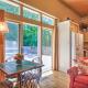 Charming Saugatuck Condo with Private Deck and Grill! - Foto 8