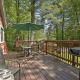 Pet-Friendly Cabin with Fire Pit, BBQ and Great Deck!, Williamsburg