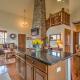 Updated Granby House with Loft, Pool Access and More!, Granby (foto 9)