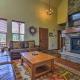 Updated Granby House with Loft, Pool Access and More!, Granby (foto 6)