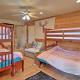A-Frame Home w/ 3 Decks & Lake Arrowhead Views!, Lake Arrowhead (fotografie 10)