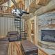 Custom Log Cabin with Deck and 45 Acres By Pine River!, Tustin - Fotografie 5