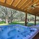 Riverfront Blanco Home with Shaded Porch and Hot Tub, Blanco (fotografie 2)