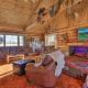 Secluded Dillon Home with Private Hot Tub and Deck!, Dillon (zdjęcie 8)