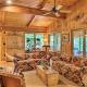 Rustic Cozy Cabin on Island Lake with Fire Pit, Dock, Arago (Foto 6)