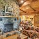 Rustic Cozy Cabin on Island Lake with Fire Pit, Dock, Arago (Foto 5)