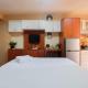 Comfy Studio Room Apartment at Kebagusan City By Travelio Yakarta - Foto 8