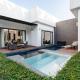 The Harmony Pool Villa Phuket, pláž