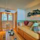 Lake Champlain Cottage with Private Deck and Fire Pit! North Hero - Foto 10