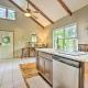 Hike & Zip-Line: Red River Gorge Cabin w/ Hot Tub!, Rogers (foto 10)