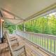 Secluded Cabin with Porch - 7 Miles to Lake Chatuge! Hayesville - Fotografie 9