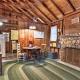 Southold Cottage with Patio and Grill - Walk to Beach!, Southold (fotografie 4)