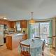 Quiet Brewster House with Deck, Mins to Bay Beaches!, Brewster (zdjęcie 8)