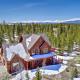 Rocky Bear Lodge on 2 Acres Near Turquoise Lake