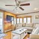 Oceanfront Cape Cod Home with Porch, Yard and Grill!, Marshfield (Foto 4)