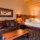 Best Western Ponderosa Lodge Sisters - Photo 3