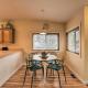 Cute Cottage with Deck Walk 115 Ft to Brewery and Cafe, Poulsbo (foto 8)