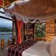 Lak Tented Camp, Lien Son