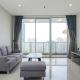 Relaxing 2BR at The Empyreal Condominium Epicentrum Apartment By Travelio Jakarta - Fotografie 3