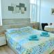 En-suite Rose on Rokova Street - 5 min Walk to the Old Town of Split, Split - Foto 1