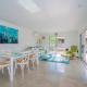 Rose's Beach Pad - Matarangi Holiday Home - Foto 6