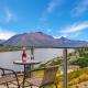Queenstown Lake Views - Upstairs Apartment