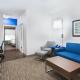 Holiday Inn Express & Suites - Columbus Airport East by IHG, Columbus (fotografie 9)