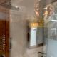 An En-suite with a Queen bed and a kitchenette, Athen - Foto 2