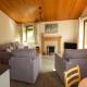 South Lodge, Staveley (photo 2)