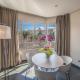 Apartosuites Jardines de Sabatini, Madrid - Photo 2