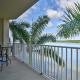 Waterfront Condo with Balcony and Views 3 Mi to Beach St Petersburg - Foto 1