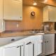 Updated Townhouse with Pergola, Walk to Downtown!, Choteau (Foto 8)
