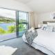Lakeside Luxury with Spa Queenstown - Fotografie 1