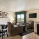 Travelodge by Wyndham Livonia, Livonia (fotografie 9)