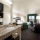 Travelodge by Wyndham Livonia, Livonia (fotografie 7)
