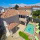 Villa KRK-4 bedrooms, 4 bathrooms with heated pool and jacuzzi, 150m from the sea, Krk (fotografie 7)