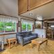 Charming Laconia Home with Deck Walk to Lake!, Laconia