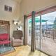 Charming Laconia Home with Deck Walk to Lake!, Laconia (fotografie 8)