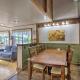 Charming Laconia Home with Deck Walk to Lake!, Laconia (fotografie 10)