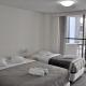 Accommodation Sydney - Kent Street Sydney CBD Top floor 2 bedroom apartment with balcony Сидней - Фото 2