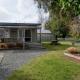 Accommodation Fiordland The Bach - One Bedroom Cottage at 226B Milford Road Te Anau - Foto 1