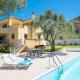 Louloudis Pool Villa