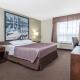 Super 8 by Wyndham Red Lake ON - Photo 5