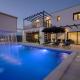 New luxury Villa with extra heated pool with hydromassage, biliard near town center, Marčana (fotografie 2)