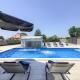 New luxury Villa with extra heated pool with hydromassage, biliard near town center, Marčana (fotografie 8)
